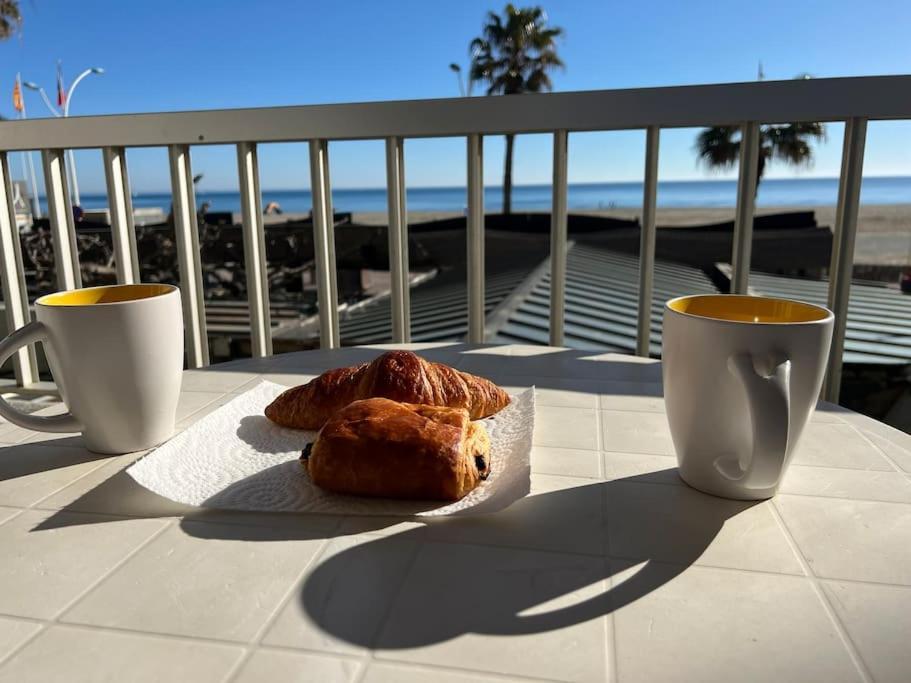 Le Carrousel - Apt Vue Mer - Plage A 10 M - Clim - Wifi Canet-en-Roussillon Kültér fotó